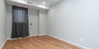2045 N COLLEGE AVENUE Gallery 15