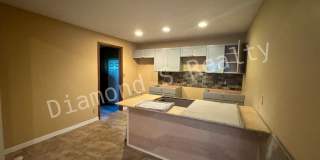 Charming and Clean 3 Bedroom Home - Nice/Quiet Neighborhood Gallery 4
