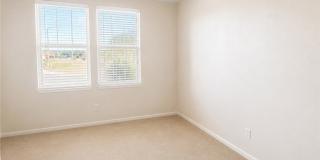 1695 Larkspur Gallery 19