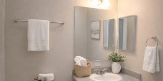 Great 3 Bedroom Ranch Style Home in low maintenance community! Gallery 8