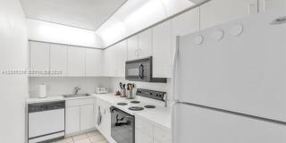 800 Claughton Island Dr cu-1204, Miami, FL 33131 Gallery 1