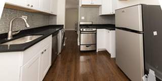 1056 W Lill Gallery 3