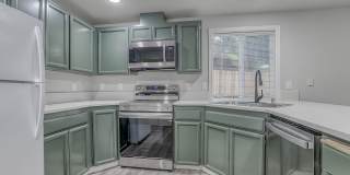 Spacious 4 Bedroom/2.5 Bath Hazell Dell Home! Gallery 11