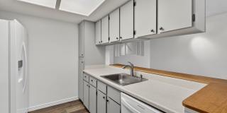 Updated 2 bed 1 bath condo in Arvada! Gallery 11