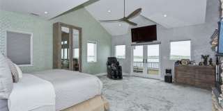 319 Harbor Drive Gallery 23