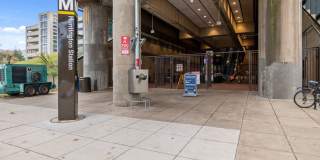 Plug and Play Luxury Condo Next to the Metro: Parking & Utilities Included Gallery 23