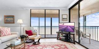 Luxurious Corner Unit with Stunning Floor-to-Ceiling Views! Gallery 3