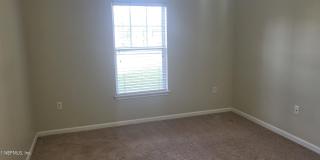 8215 GREEN PARROT Road Gallery 12