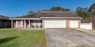 4 bedrooms, 3 1/2 baths Gallery 1