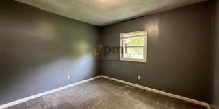 3464 Iowa St Gallery 9