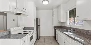 4924 Kester Avenue Gallery 5