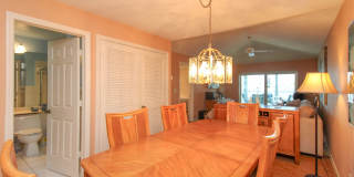 ** SMOKEHOUSE BAY OF MARCO ** 2/2 SEASONAL UNIT ON MARCO ISLAND AVAILABLE ** BEST WATERWAY VIEW HERE ** Gallery 46