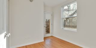 2520 W Leland Gallery 15