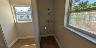 Spacious 3BR Rental with Outdoor Living Space Gallery 15