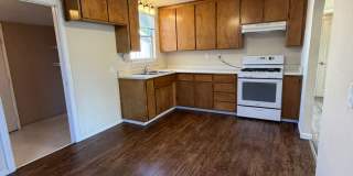 Charming 2/1 close to downtown! Gallery 5