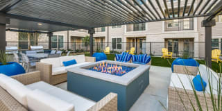 Bevan - Apartments & Townhomes Gallery 31