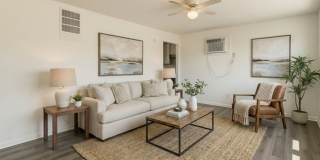 Property for rent in the quiet neighborhood of Highview Hills Gallery 6