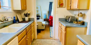 Adorable 2bdrm/1bth Rancher Located in Richmond's West End!! Gallery 13