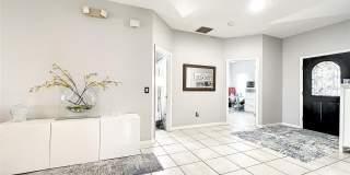 501 SUMMER PLACE Loop Gallery 10
