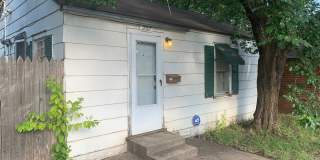 Location to walk to tech 1 bed 1 bath living kitchen Gallery 1