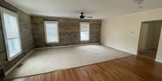 2 Main Street - 2 Gallery 1