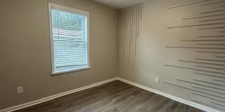 8032 Lexington Drive Gallery 14