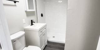MOVE IN SPECIAL !! COZY 1/1  CONVENIENTLY LOCATED CLOSE TO DOWNTOWN ST. PETERSBURG Gallery 13