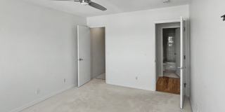 2727 W 43rd St Apt 408 Gallery 7