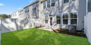 Chamberlain Pine Townhomes Gallery 18