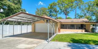 Updated 2/2/1 Home in Northeast St. Petersburg! Gallery 29