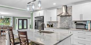 6 NE Bay Court Gallery 19