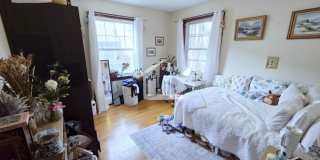 Large 3.5 bed in Coolidge corner Gallery 15