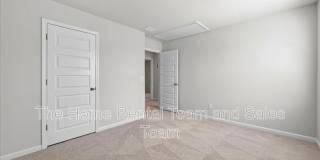 142 Bottlebrush Drive Gallery 37