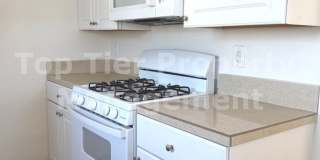 ***Beautiful Oceanfront 3 bed, 2 bath, 2,076 sqft House in Carlsbad Village - Available 06/15*** Gallery 19