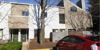 1700 OAKWOOD Terrace Gallery 1