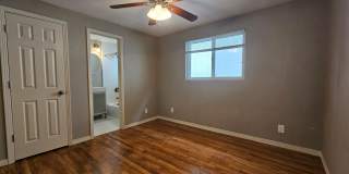 Highlands/Stadium Area Great Sized 1 Bedroom with Beautiful Hardwood Floors, Reserved Parking, Extra Storage, Fenced Yards Gallery 10