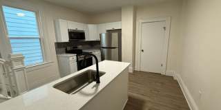 977 Miller Avenue Gallery 10