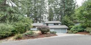 Spacious 4BR 2.75BA Tri-level home in quiet Cedar Lane Estates Gallery 1
