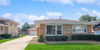 10012 S Komensky Avenue Gallery 1