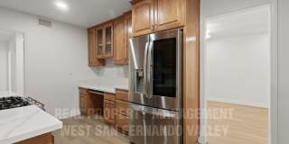 Stunning 3bd Home with Private Outdoor Oasis Gallery 15