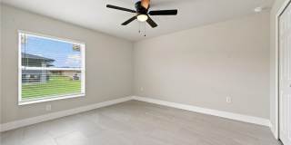 736-738 Gilbert Avenue S Gallery 13