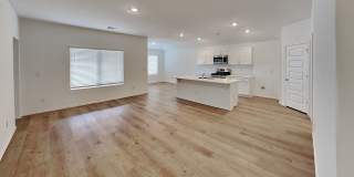 Beautiful Spacious 4 Bedroom Home in Mustang Schools! Gallery 4