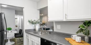Rancho Verde Apartments Gallery 9
