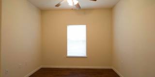 Park at North Vista Gallery 19