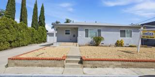Spacious private backyard! Gallery 28