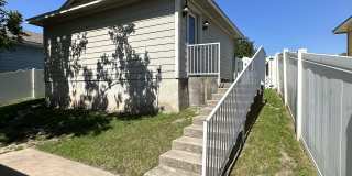 512 Crater Lake Dr Gallery 13