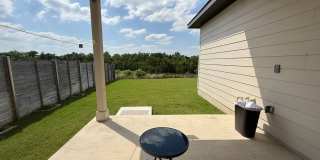 Wonderful 5 bedroom 4 bath home with Office + Media Room Gallery 33