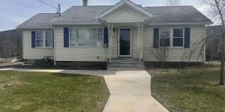 910 Bernard Avenue Gallery 1