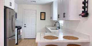 2914 E Sheridan Street 2914 E Sheridan Street Gallery 1