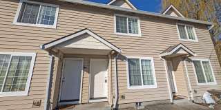 Wonderful townhouse in Forest Grove Gallery 1